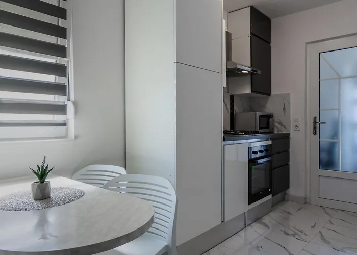 Διαμέρισμα Simic